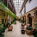 Hotel De Vallina By Mira 3*