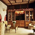 Hotel De Vallina By Mira Cordoba