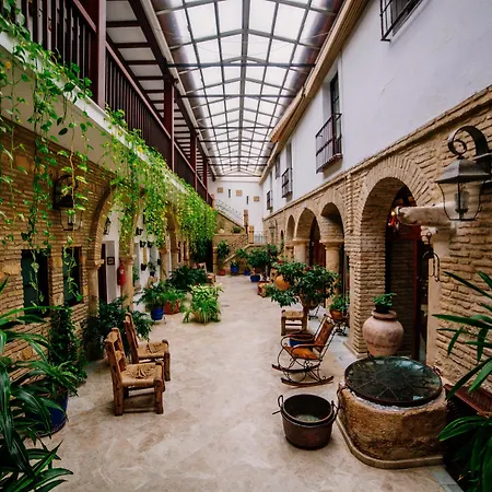 Hotel De Vallina By Mira 3*