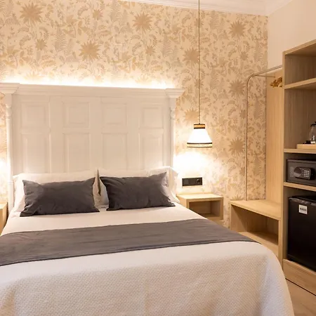 De Vallina By Mira Hotel