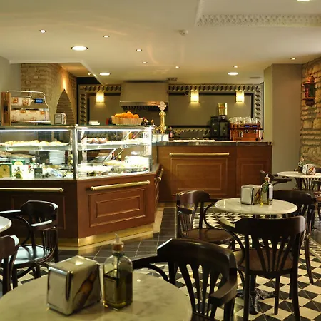 Hotel De Vallina By Mira Córdoba