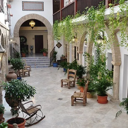 Hotel De Vallina By Mira