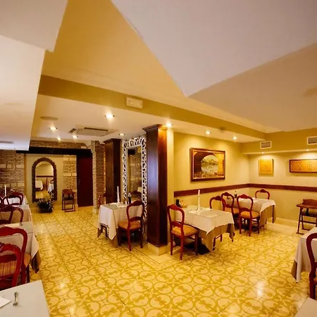 De Vallina By Mira 3*