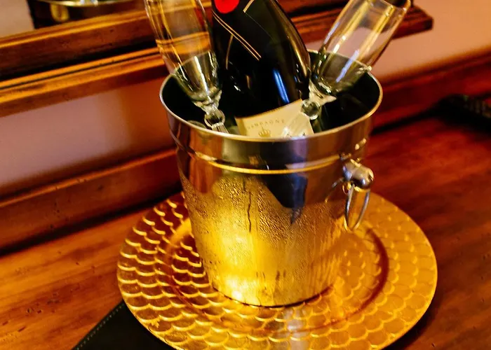 De Vallina By Mira Готель 3*