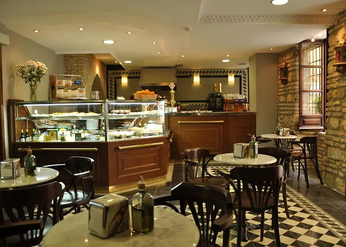 Готель De Vallina By Mira