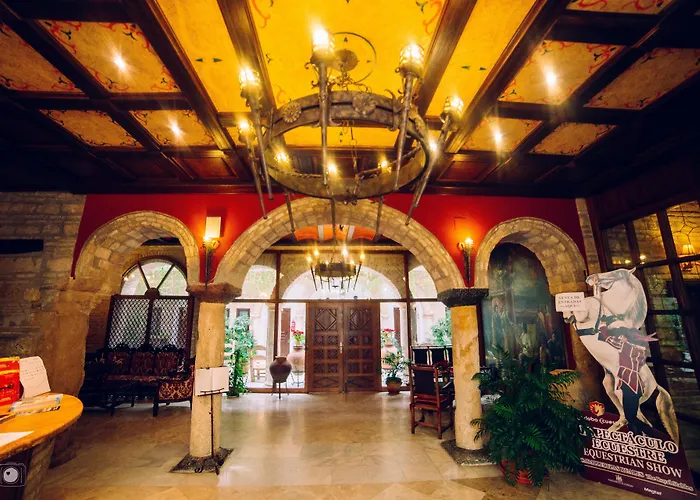 De Vallina By Mira Отель