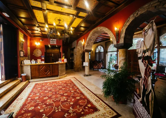 Готель De Vallina By Mira