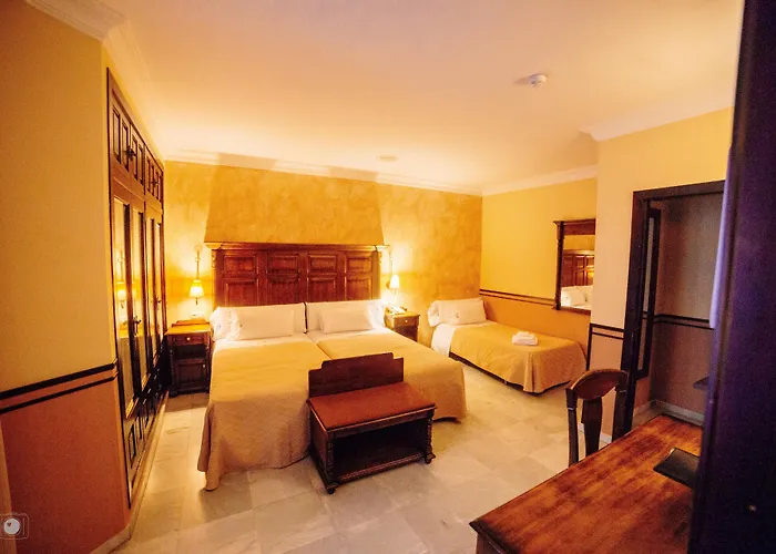 De Vallina By Mira Кордова