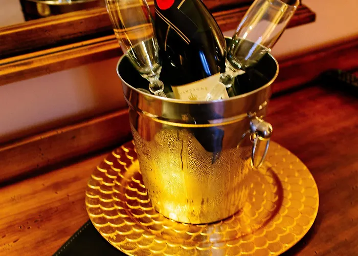 Готель De Vallina By Mira 3*