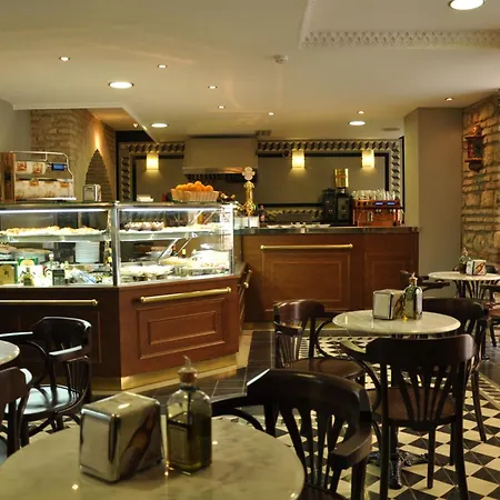 Hotel De Vallina By Mira