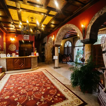 Hotel De Vallina By Mira