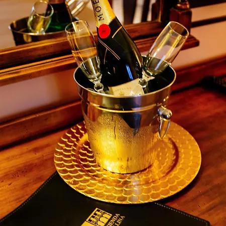 Hotel De Vallina By Mira 3*