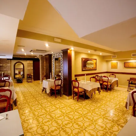 Hotel De Vallina By Mira