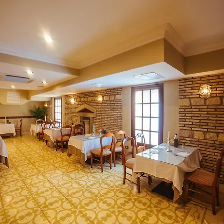 Hotel De Vallina By Mira