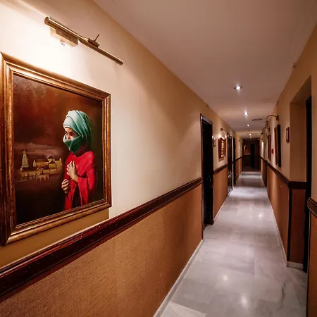 Hotel De Vallina By Mira