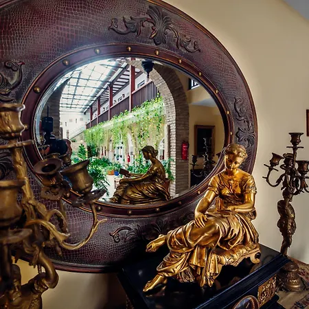 Hotel De Vallina By Mira Córdoba