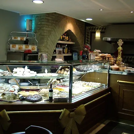 Hotel De Vallina By Mira 3*