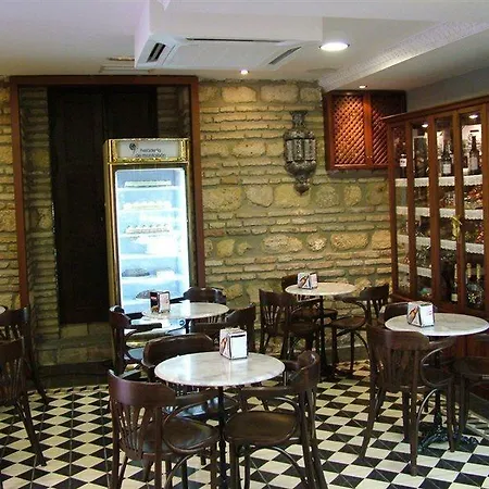 De Vallina By Mira Hotel 3*