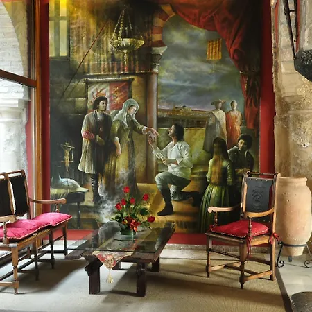 De Vallina By Mira Hotel